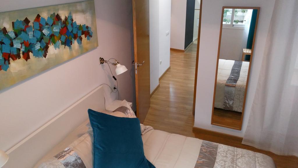Mitjana Plaza Apartamento Málaga Exterior foto