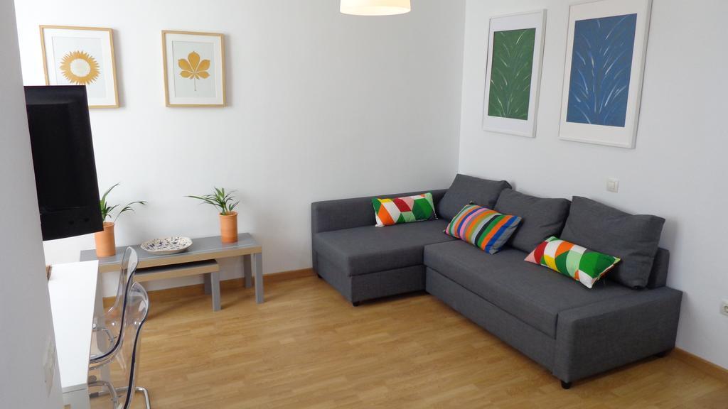Mitjana Plaza Apartamento Málaga Exterior foto